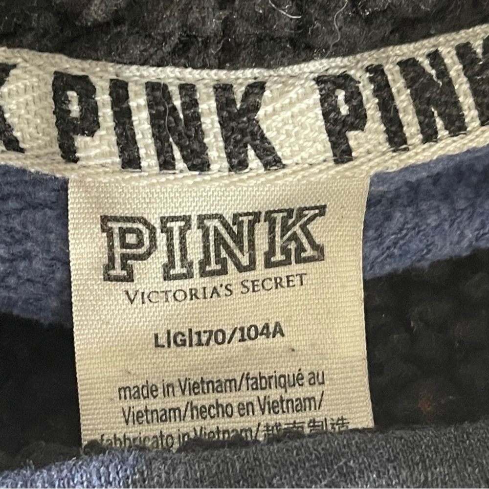 Pink Victorias Secret Sweatshirt Large Blue Camo Sherpa Funnel Neck Pullover - Picture 12 of 13